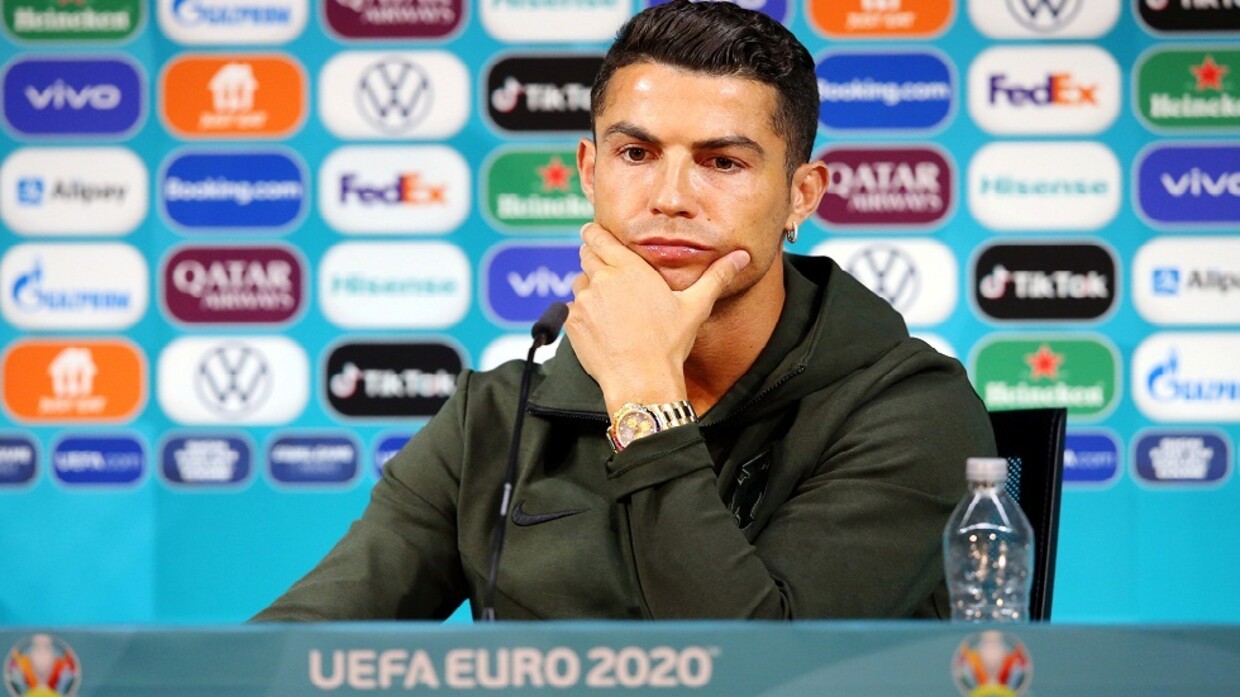 رئيس برشلونة يحلم بصفقة “لا تصدق” بالتعاقد مع كريستيانو رئيس برشلونة يحلم بصفقة “لا تصدق” بالتعاقد مع كريستيانو