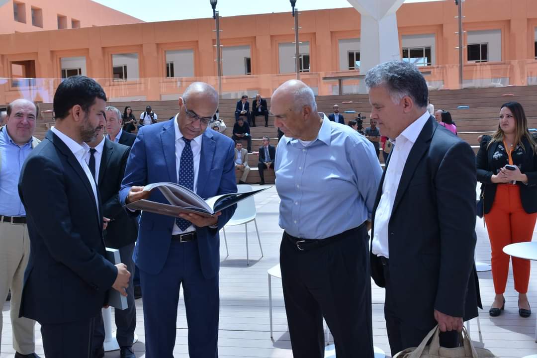 قطار الوزير ميراوي يصل جامعة بنجرير لمناقشة تحديات تطوير البحث العلمي قطار الوزير ميراوي يصل جامعة بنجرير لمناقشة تحديات تطوير البحث العلمي