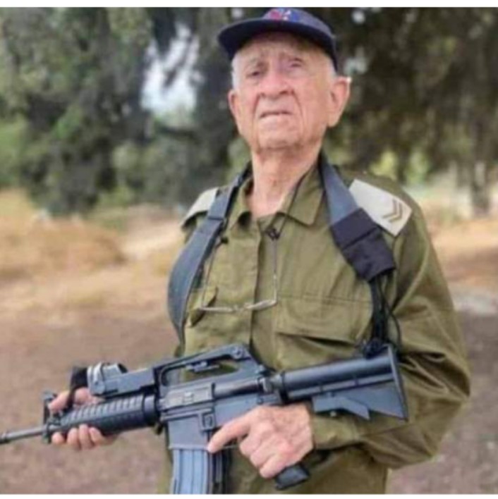 شارك شخصيا في “مذبحة دير ياسين” ..دعوة جندي احتياطي يبلغ من العمر 95 عاما شارك شخصيا في “مذبحة دير ياسين” ..دعوة جندي احتياطي يبلغ من العمر 95 عاما